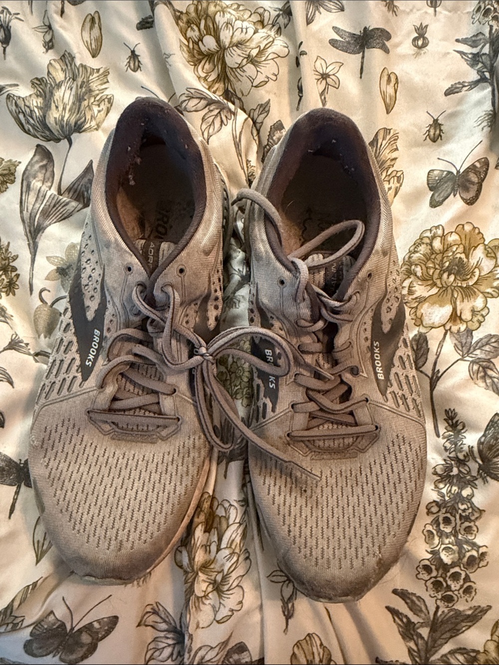 Brooks Women's Athletic Running Shoes in Taupe